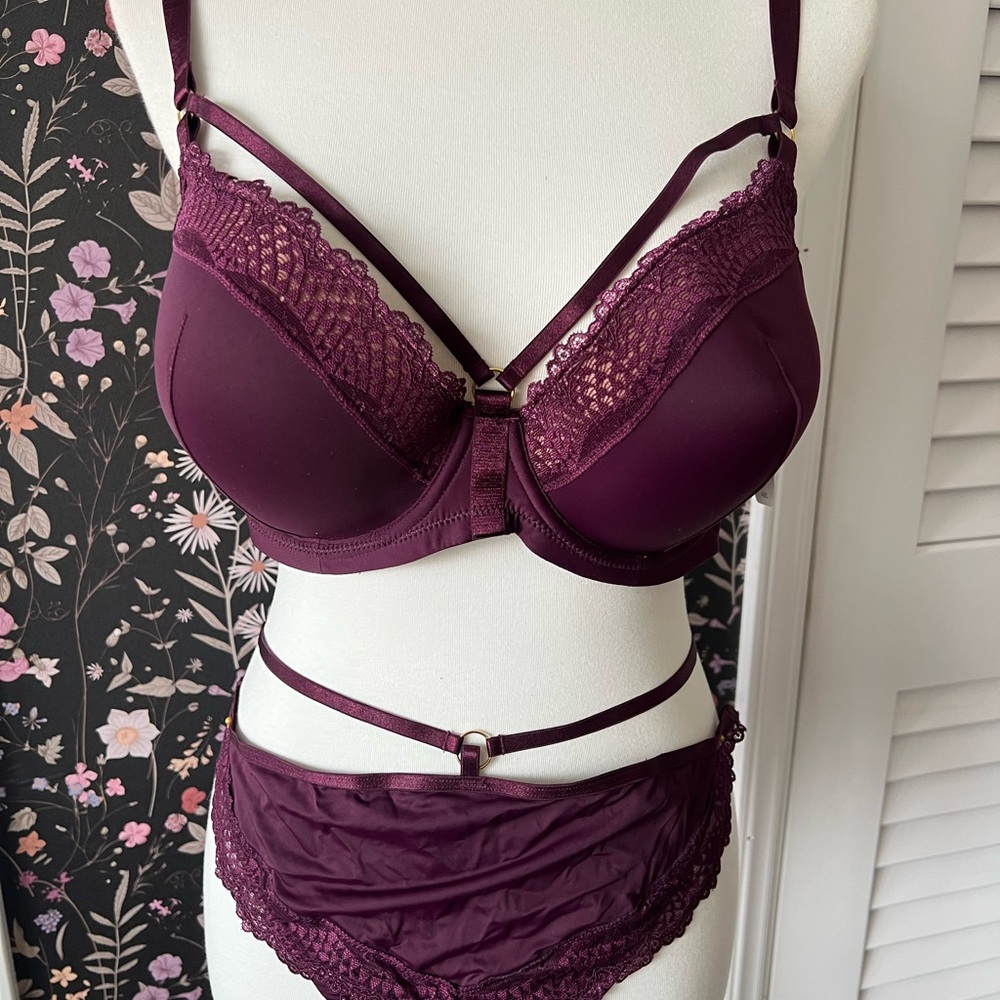 Adore Me Deep Purple Lace Bra Set/String Thong